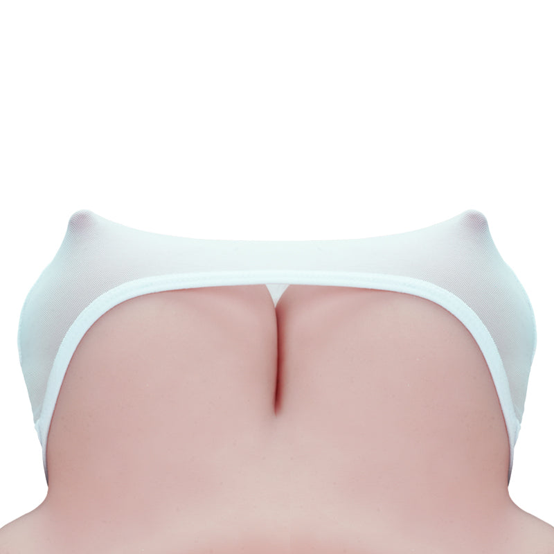 Monica: 18.5kg 乳房を楽しめる一番変態なセックスドール